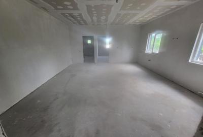 Casă cu 3 camere în Lumina - 4