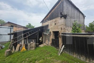 Casă cu 2 camere cu Teren 982 Mp în Bixad