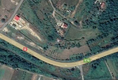 Teren de 3000 mp, în Central