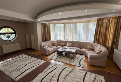 Apartament cu 4 camere decomandat în Herăstrău
