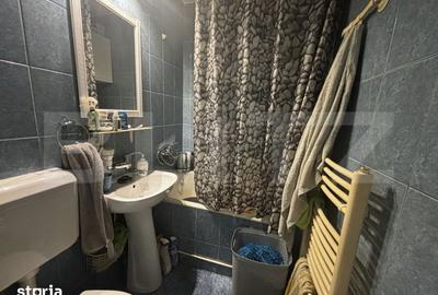 Apartament cu 3 camere semidecomandat în Micro 14