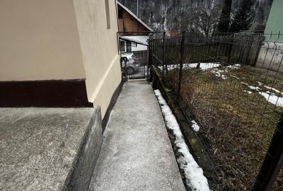 Duplex cu 3 camere cu Canalizare în Central - 5
