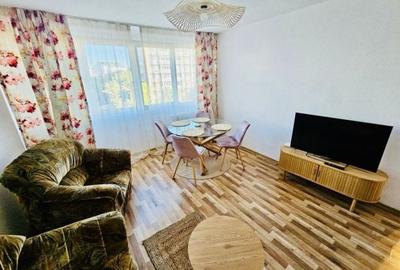 Apartament cu 2 camere decomandat, mobilat în Unirii