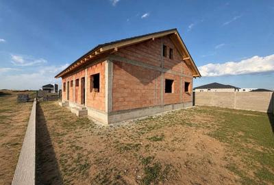 Casă cu 3 camere în Urseni - 3