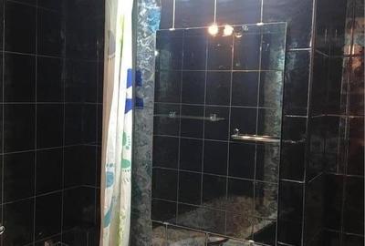 Garsonieră decomandată în Militari