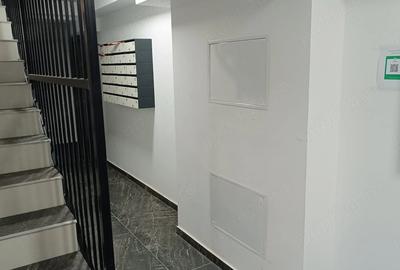 Apartament cu 3 camere semidecomandat în Metalurgiei - 3