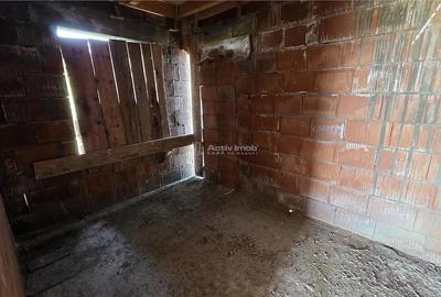 Casă cu Teren 5314 Mp în Răchitova