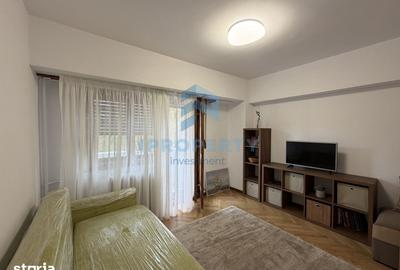 Apartament cu 3 camere decomandat, mobilat în Centrul Civic