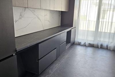 Apartament cu 3 camere decomandat, mobilat în Tineretului