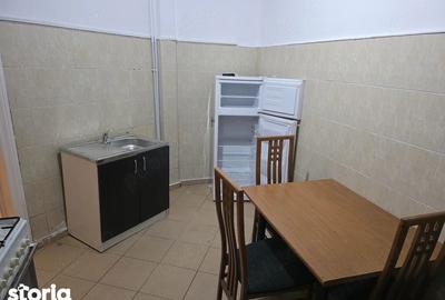Apartament cu 3 camere semidecomandat în Ștefan cel Mare - 3