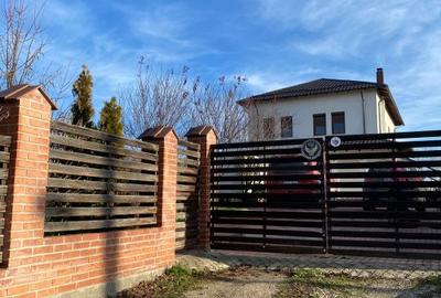 Casă individuală cu 6 camere cu Teren 2300 Mp în Varlaam - 2