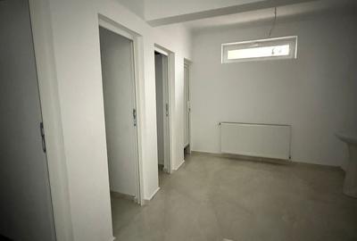 Spațiu comercial, de 250 mp, în Central - 16