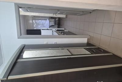 Garsonieră decomandată în Berceni