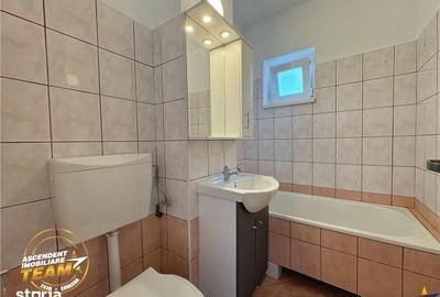 Apartament cu 2 camere decomandat în Simeria - 9