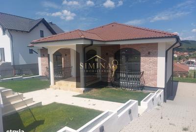 Casă cu 4 camere în Bozeni