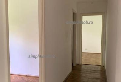 Apartament cu 3 camere semidecomandat în Berceni - 10