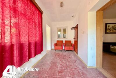 Casă cu 3 camere cu Teren 2114 Mp în Central - 3