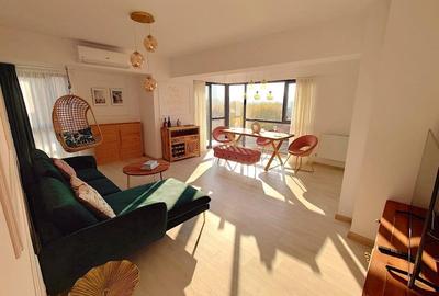 Apartament cu 3 camere decomandat în Colentina