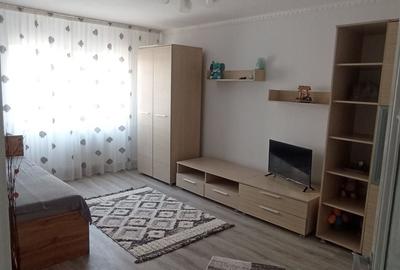 Apartament cu 2 camere decomandat în Rogerius