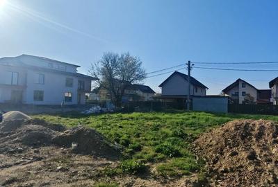 Teren de 468 mp, în Ștefănești - 3