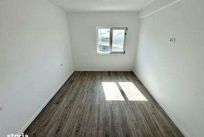 Casă cu 4 camere cu Teren 400 Mp în Miroslava