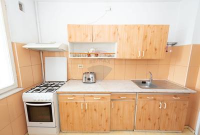 Apartament cu 3 camere semidecomandat, mobilat în Titan - 5