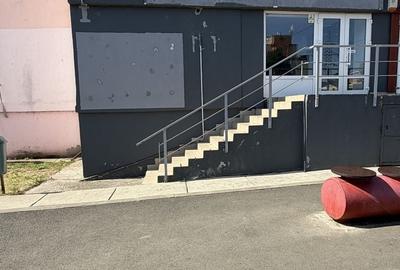 Spațiu comercial, de 72 mp, în Dallas - 2