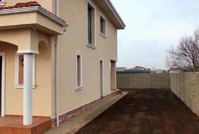 Casă cu 5 camere cu Teren 392 Mp în Dumbrăvița - 2