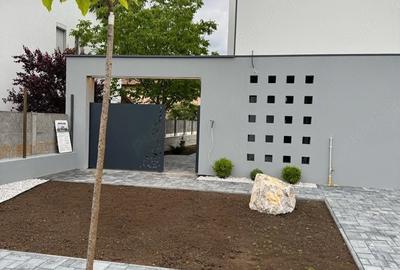 Casă cu 5 camere cu Teren 372 Mp în Dumbrăvița - 1