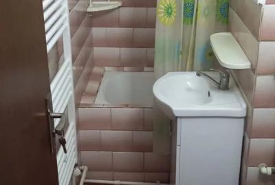 Garsonieră decomandată în Central - 6