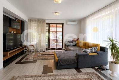 Casă cu 7 camere cu Piscina în Valea Borcutului