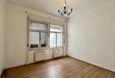 Apartament cu 2 camere decomandat, mobilat în Elisabetin