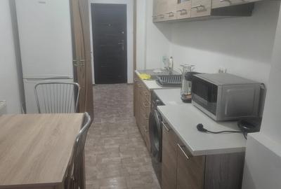 Apartament cu 2 camere în Micro 6