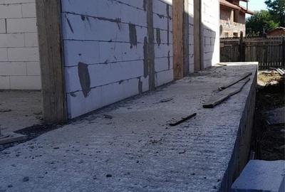 Casă cu 4 camere în Albești-Paleologu