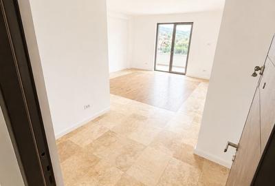 Apartament cu 2 camere decomandat în Parc Zăvoi - 8