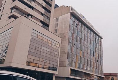 Apartament cu 2 camere semidecomandat, mobilat în Ultracentral
