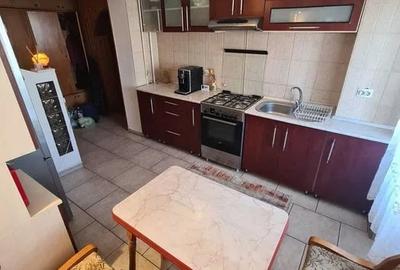 Apartament cu 3 camere decomandat, mobilat în Nicolina - 4