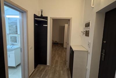 Apartament cu 2 camere decomandat în Runcu - 2