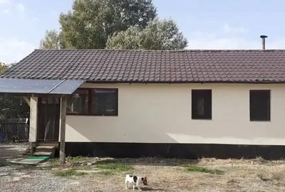 Casă cu 2 camere cu Teren 495 Mp în Pardina