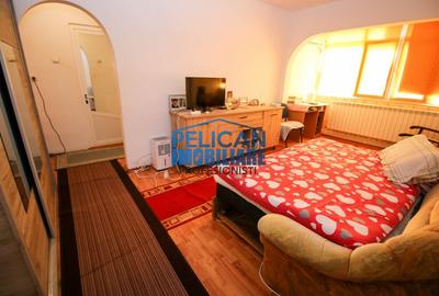 Apartament cu 2 camere semidecomandat, mobilat în Vest