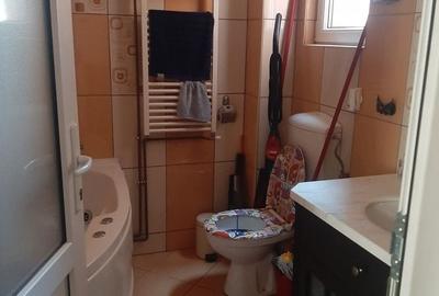 Apartament cu 3 camere semidecomandat în Central - 5