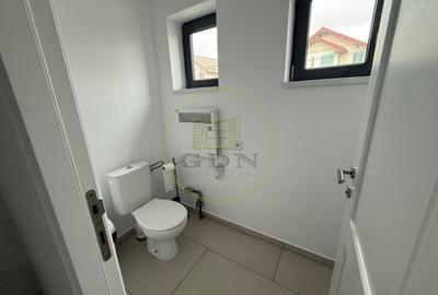 Spațiu comercial, de 122 mp, în Exterior Est - 3
