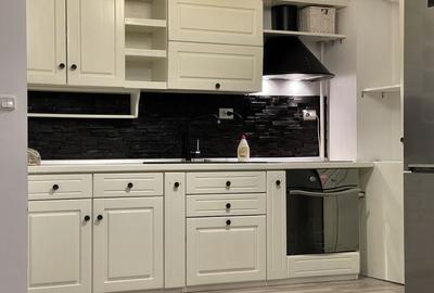 Apartament cu 2 camere decomandat în Exterior Vest