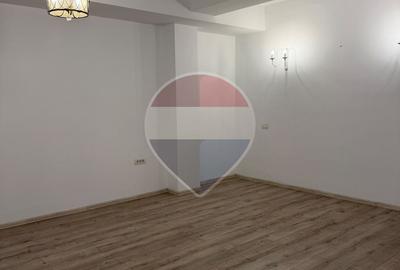 Spațiu comercial, de 34 mp, în Ultracentral