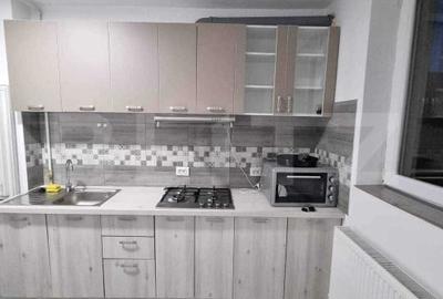 Apartament cu 3 camere decomandat, mobilat în Năsăud
