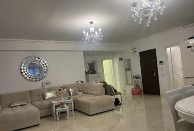 Apartament cu 3 camere decomandat, mobilat în Mazepa 2