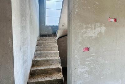 Casă individuală cu 4 camere cu Canalizare în Moșnița Nouă - 18