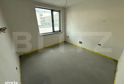 Casă cu 4 camere cu Teren 423 Mp în Craiovița Nouă - 11