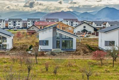 Casă individuală cu 5 camere cu Canalizare în Hărman - 11