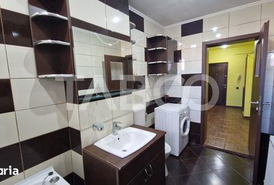 Apartament cu 2 camere decomandat în Est
